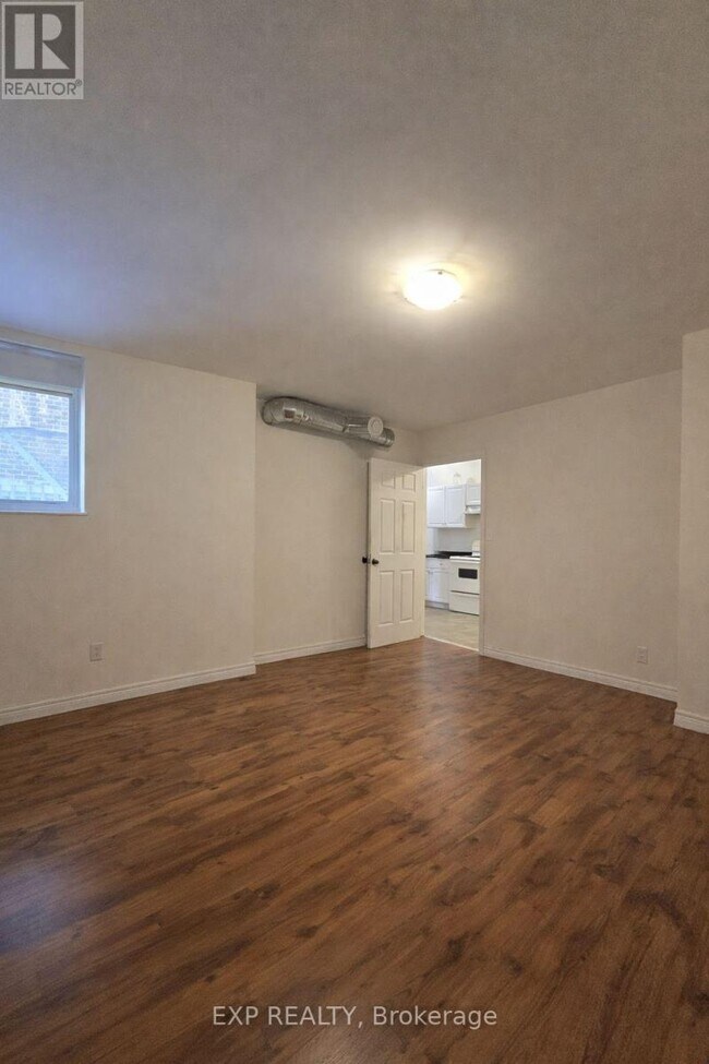 Photo - 88 Colborne St