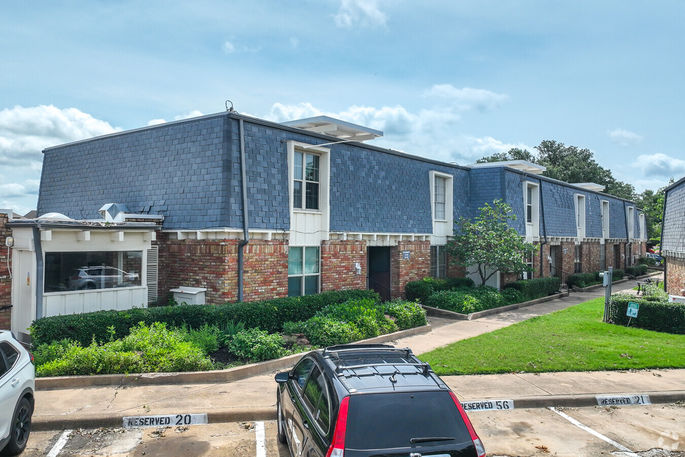 The Knoll on Canyon Creek - The Knoll on Canyon Creek Apartments