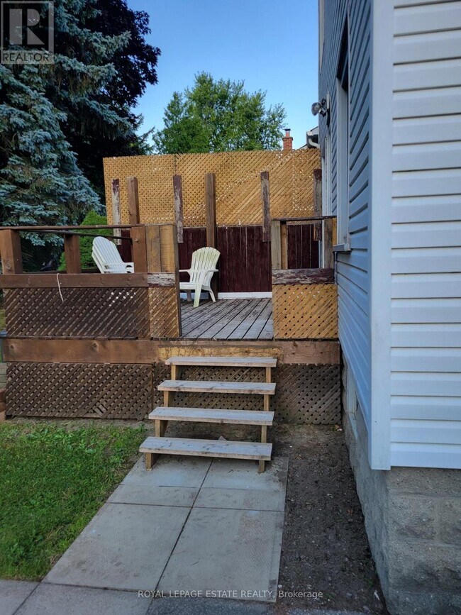 Photo - 13 Pinegrove Ave