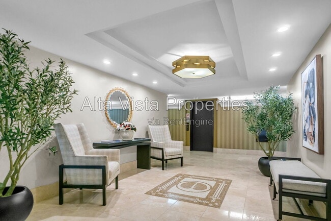 Photo - 7635 Eads Ave Unidad 108
