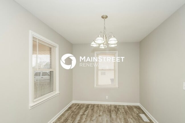 Photo - 3 Bedroom Pet-Friendly Home in Bessemer, AL with Main Street Renewal