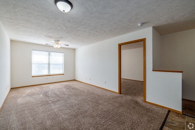 Eaglewood Apartments