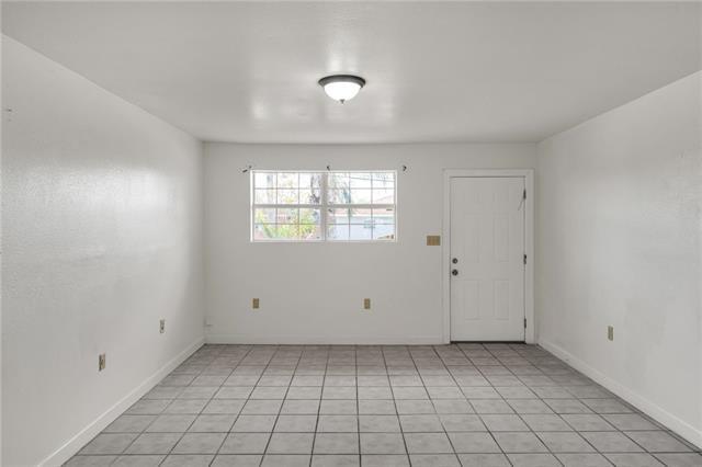 Photo - 4831 Lynhuber Dr