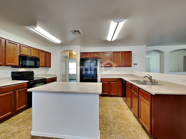 Photo - 2992 W Belle Ave