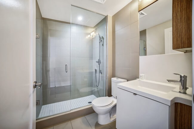 Photo - 300 Front St W Unit ID1050758P