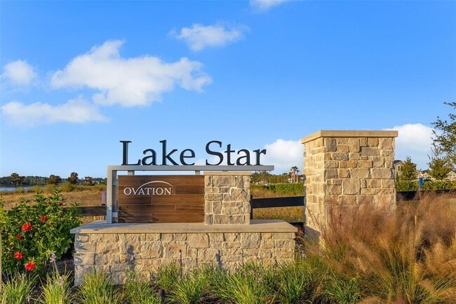 Building Photo - 17582 Lake Star Rd