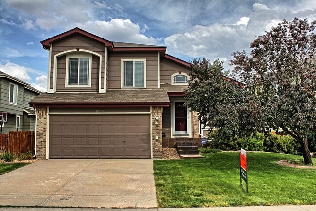 Building Photo - 4 bed 3.5 bath open & bright Bradbury Ranc... Rental
