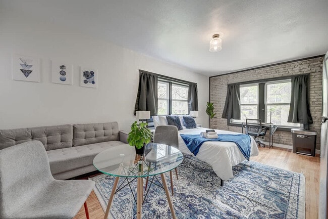 Photo - 1925 N Prospect Ave Unidad ID1383552P