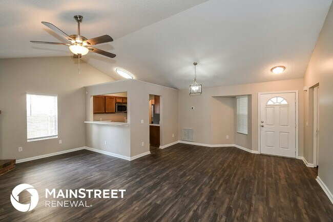 Photo - 11516 Birch Forest Cir E