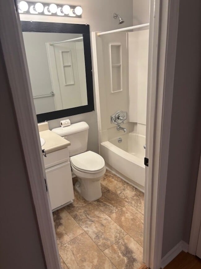 Photo - SOUTH END - FOREST COVE