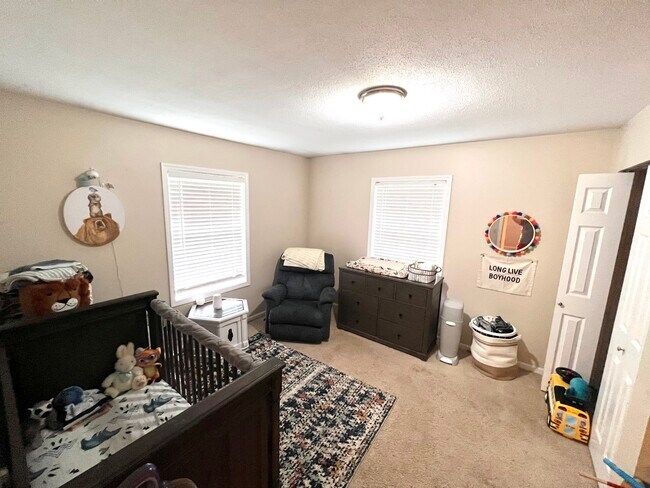 Photo - 10625 Porter St