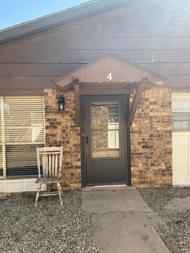 Photo - 109 Sasser Dr Unit Apt #4
