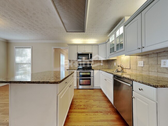 Photo - 8506 Lawnpark Dr