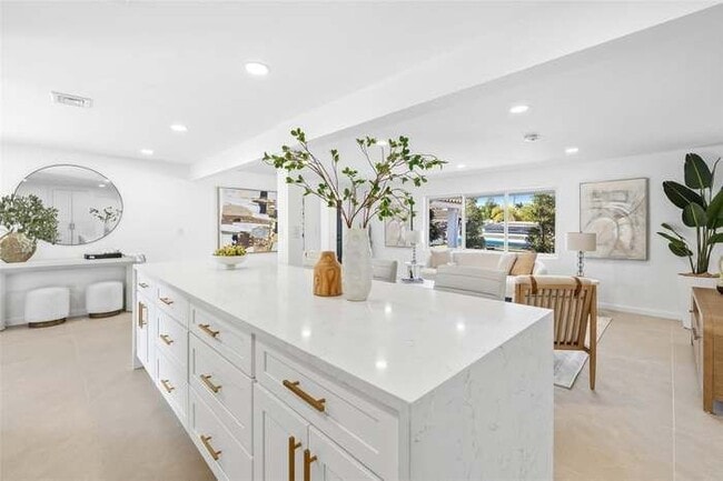 Photo - 1710 SW 1st Ave