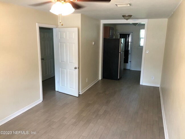 5215 San Juan Ave