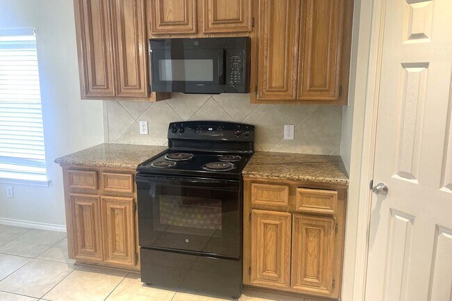 Photo - 3208 Waterglen Ct