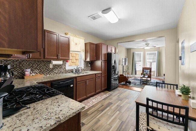 Photo - 172 Wilkinson Ave Unit 2