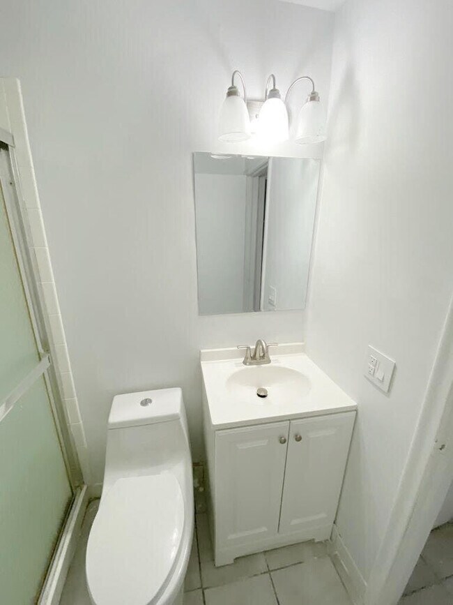 Photo - 2715 Ponce De Leon Blvd