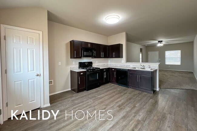 Photo - 4301 Driftwood Dr