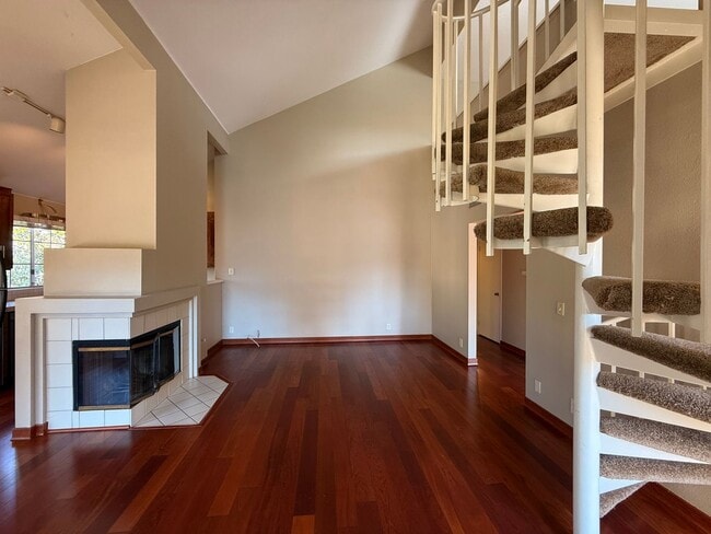 Photo - Bright 2BR/2BA Lofted Home with High Ceilings, Pool & 2 Parking Spaces in Clairemont!