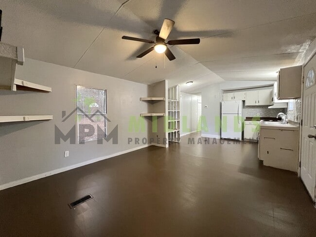 Photo - 240 Rister Rd