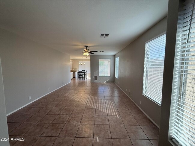 Photo - 313 N Kimberlee Way