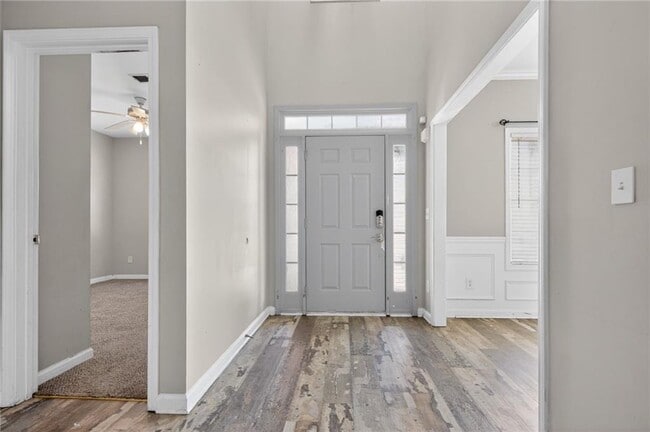 Photo - 1136 Mason Lee Ave SE