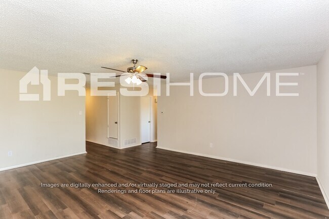Photo - 302 Carol Dr