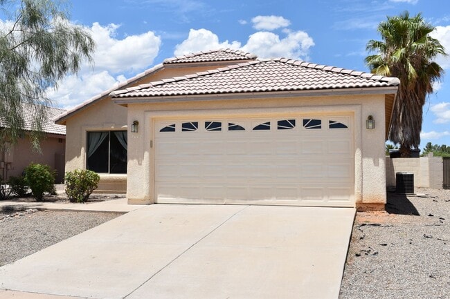 Photo - 2112 Calle Sabo