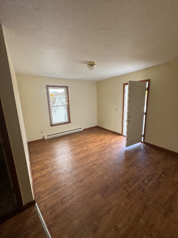 Photo - 231 Mechanic St Unidad 3R