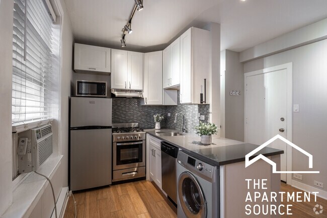 Building Photo - 521 W Belmont Ave Unit 33 Rental