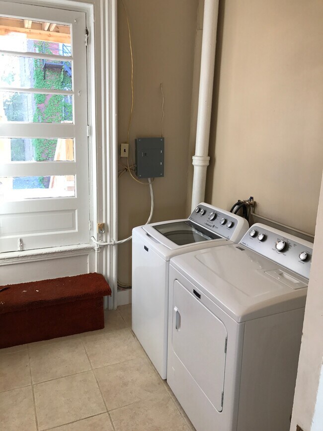 Photo - 8 Madison Pl Apartamentos