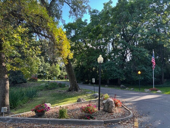 Photo - Great 1 BR/1 BA Condo in the Heart of Litt... Unit 211