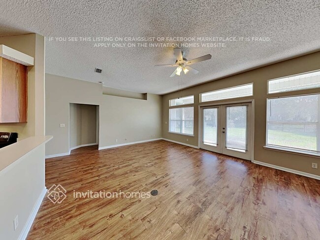 Photo - 716 S Lake Cunningham Ave