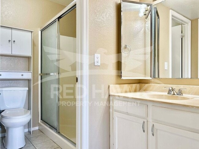 Photo - 623 W Guadalupe Rd