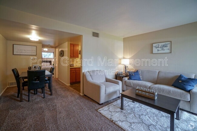 Building Photo - 1521 Oxford Pl Unit 25 Rental
