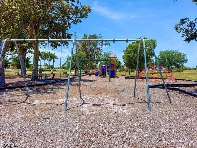 Building Photo - 25324 Lychee Ct