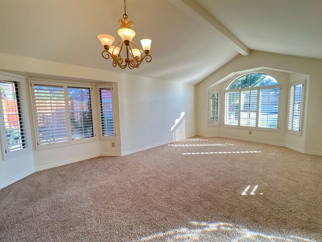 Photo - SOUTHWEST BAKERSFIELD