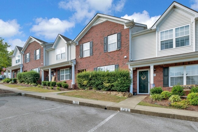 Donelson townhouse, 2 minutes from the lak... - Donelson townhouse, 2 minutes from the lak...