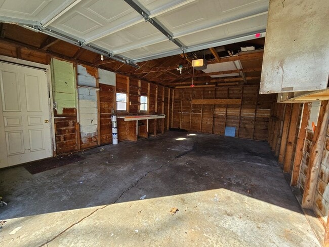 Photo - Cute 3 Bedroom Home!