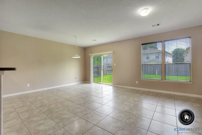 Photo - 29434 Legends Bluff Dr