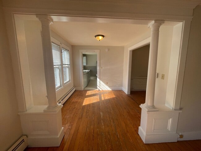 Building Photo - 104 Summer St Unit 104-202