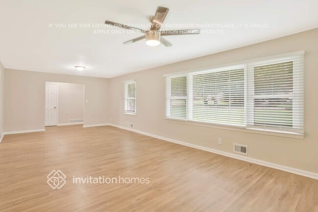 Photo - 1554 N Columbia Pl