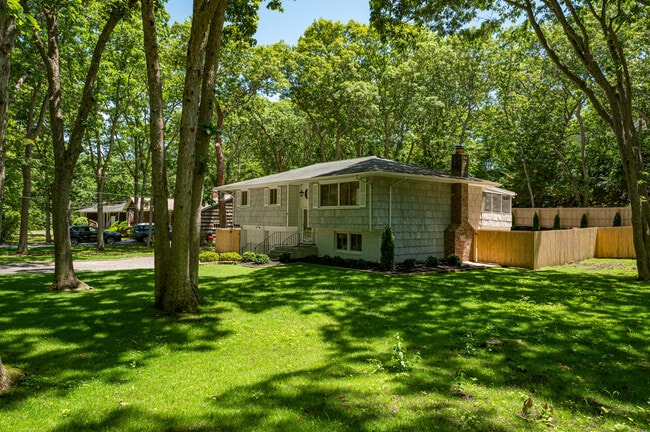Photo - 26 Valleywood Rd