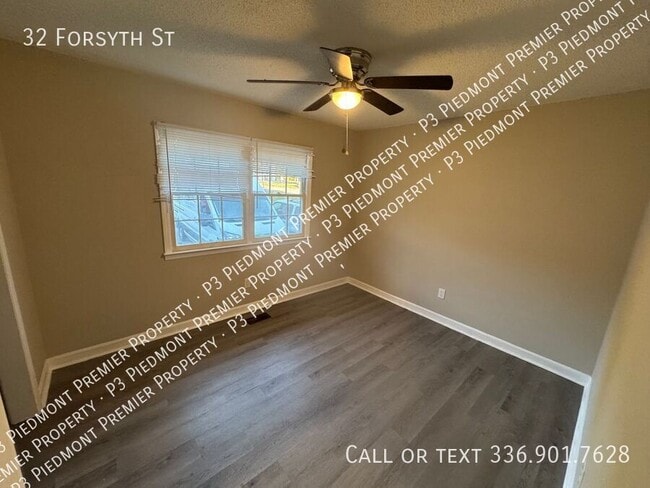 Photo - 32 Forsyth St