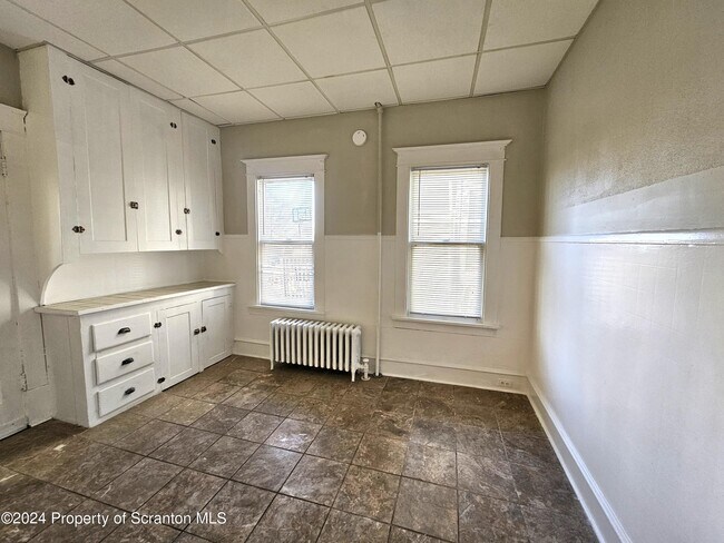 Photo - 2122 N Main Ave