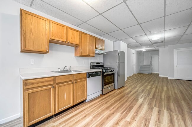 Photo - 203 ACADEMY St Unidad 101