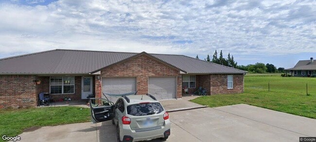 Building Photo - 63080 E 285 Ct