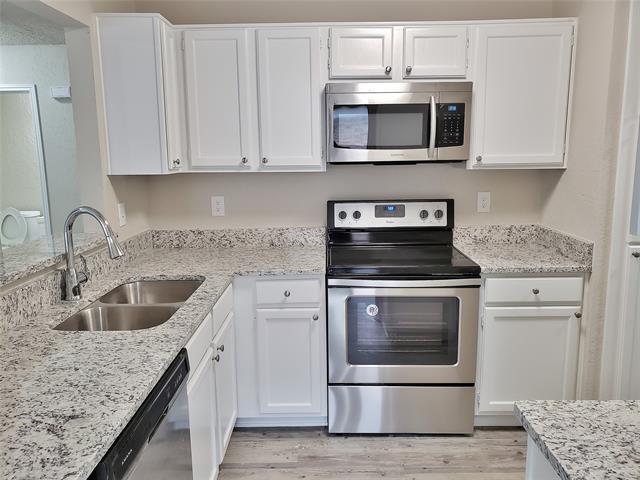 Photo - 1415 Smokehouse St