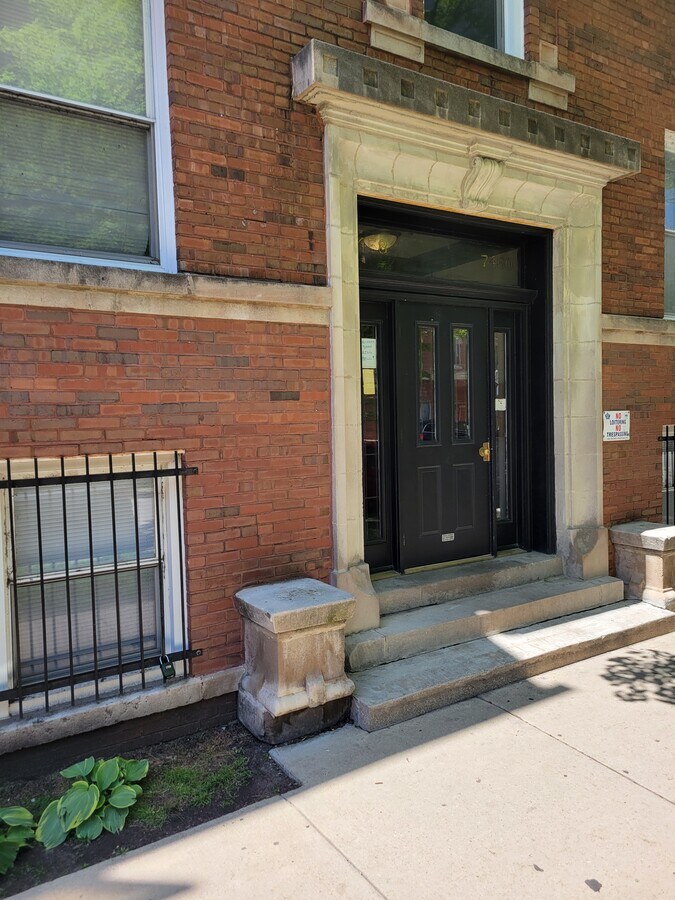 Photo - 7458 N Greenview Ave Unit 62-3